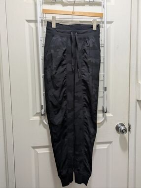 Lululemon Dance Studio Mid-Rise Jogger